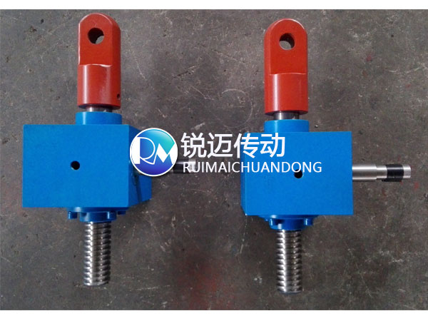 蝸輪絲桿升降機(jī) 蝸輪絲桿升降機(jī)